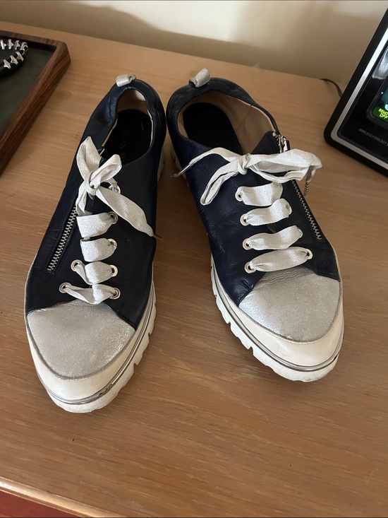 Ron white Shoes - Navy and Silver Platform Lace-Up Women's Sneakers with Side Zip